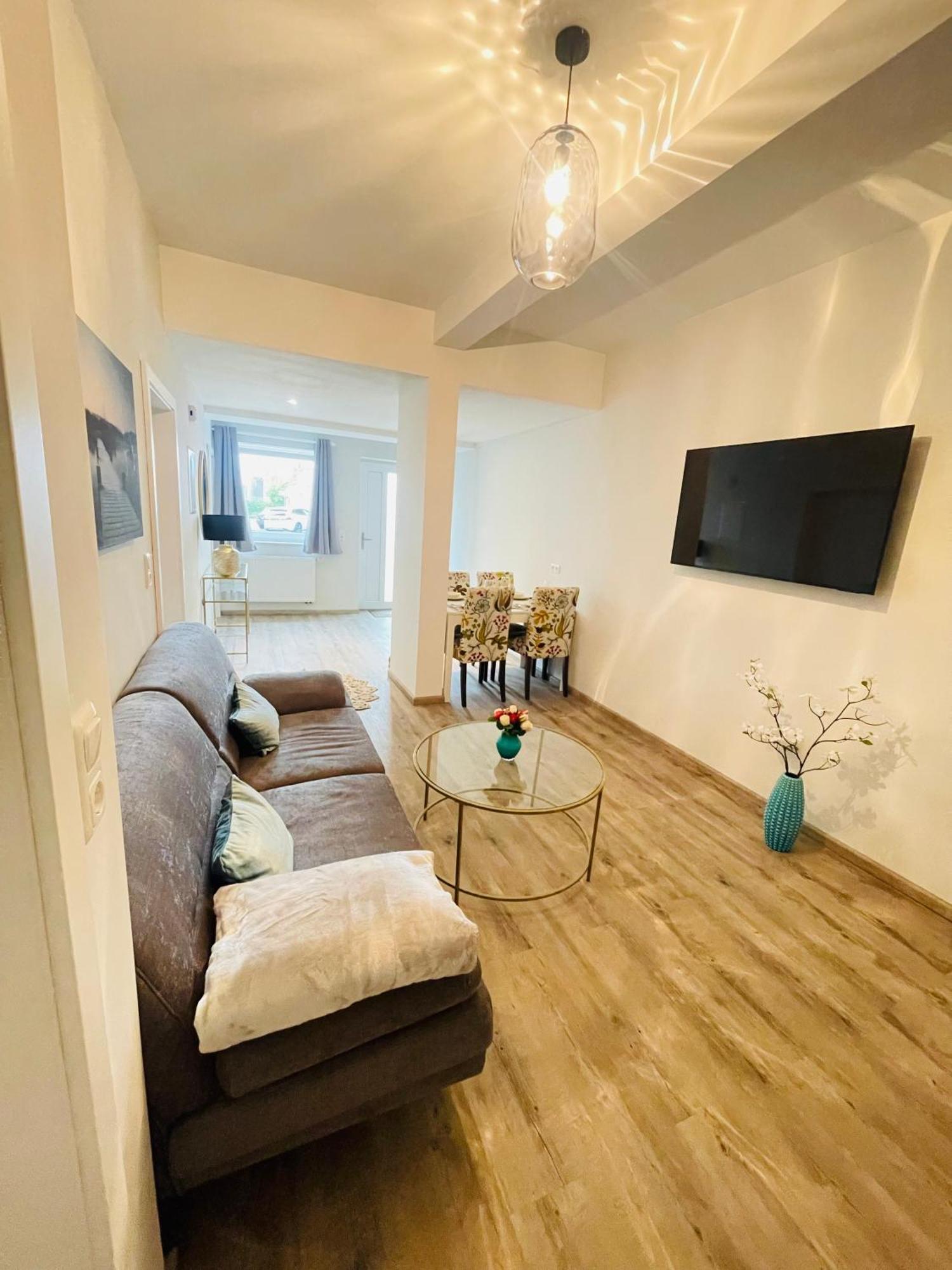 Deichblick-carolienensiel Apartment *
